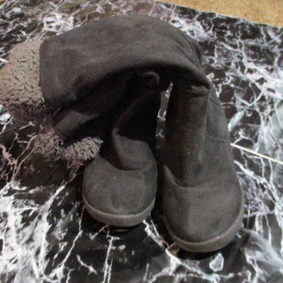 Roxy Boots - Picture 3 of 6